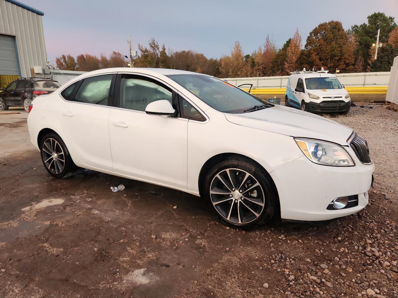 2016 Buick Verano Sport Touring - Фото 4