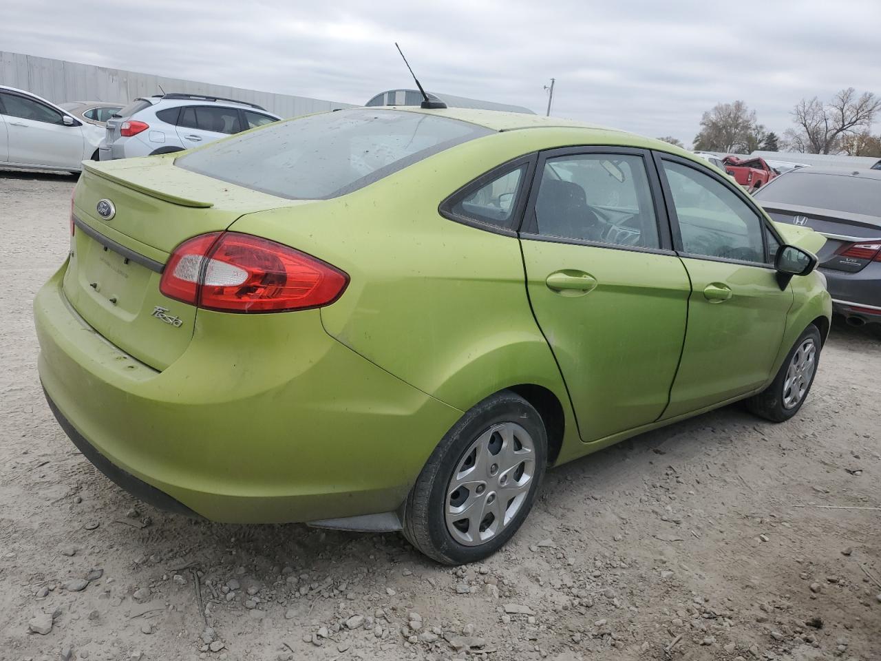 2013 Ford Fiesta Se - Image 3