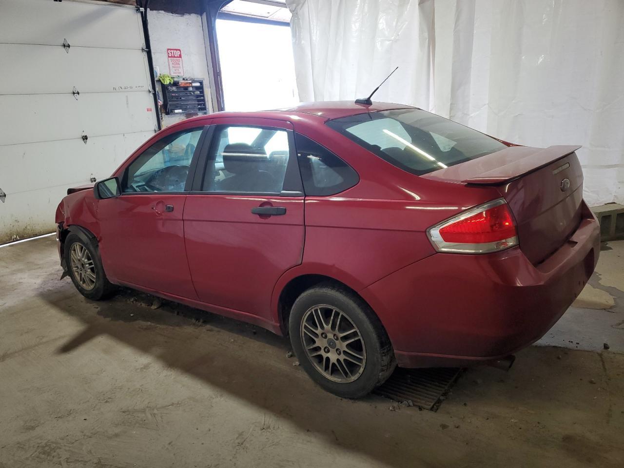 2011 Ford Focus Se - Image 2