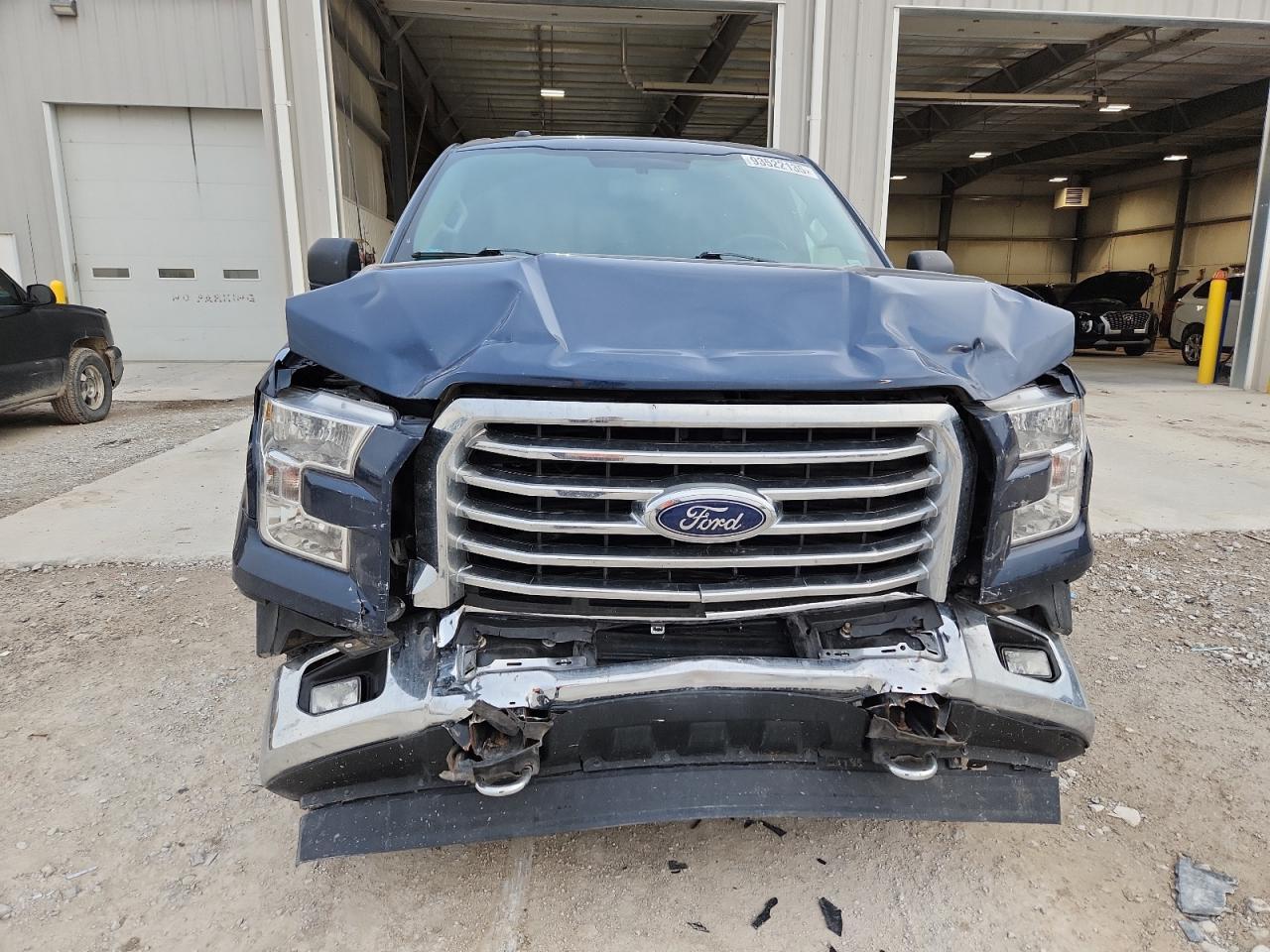 2017 Ford F150 Supercrew - Image 5