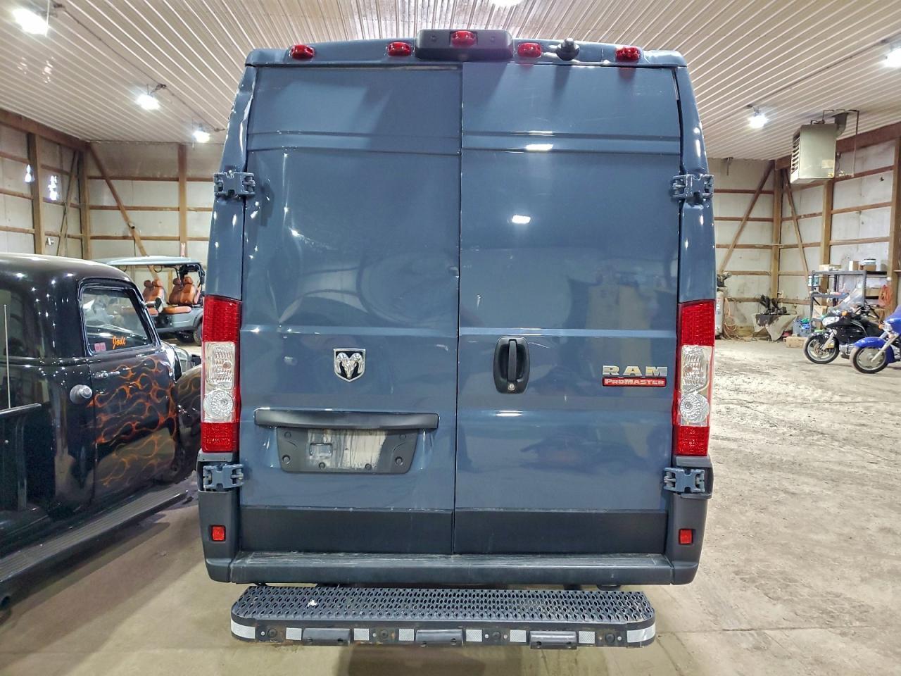 2021 Ram Promaster Delivery Van - Фото 6