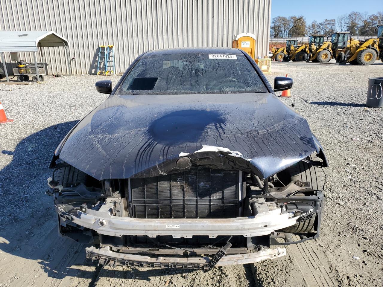 2019 BMW 540 I - Image 5