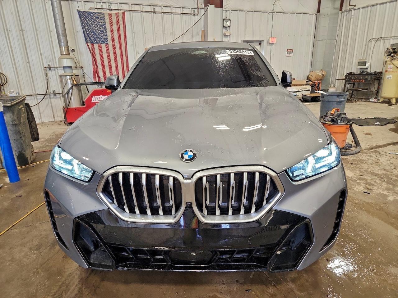 2024 BMW X6 xDrive40I - Image 5