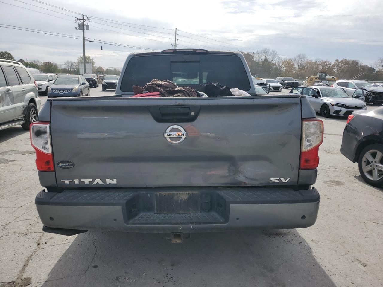 2020 Nissan Titan Sv - Image 6