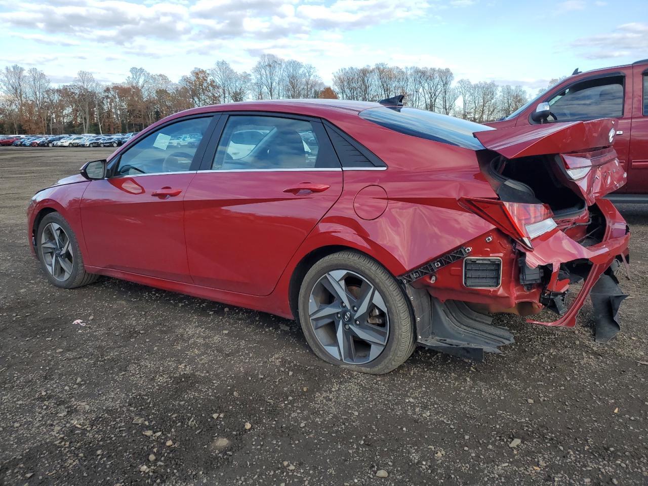 2023 Hyundai Elantra Limited - Фото 2