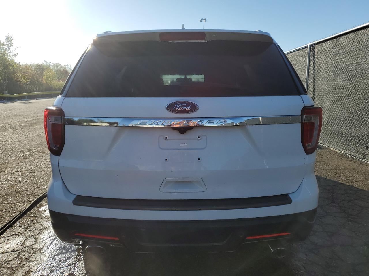 2018 Ford Explorer Xlt - Фото 6