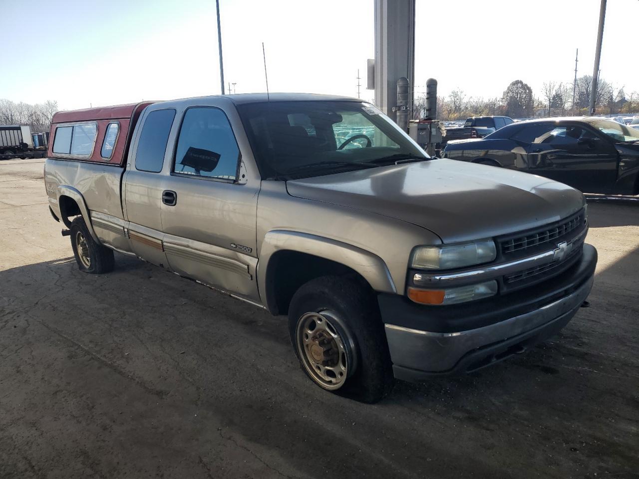 2000 Chevrolet Silverado K2500 - Фото 4