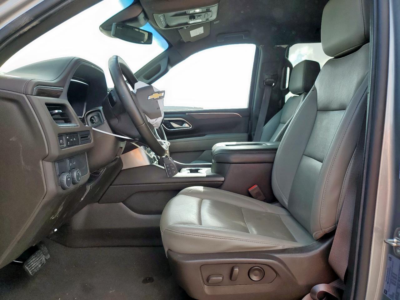 2023 Chevrolet Suburban C1500 Lt - Image 7