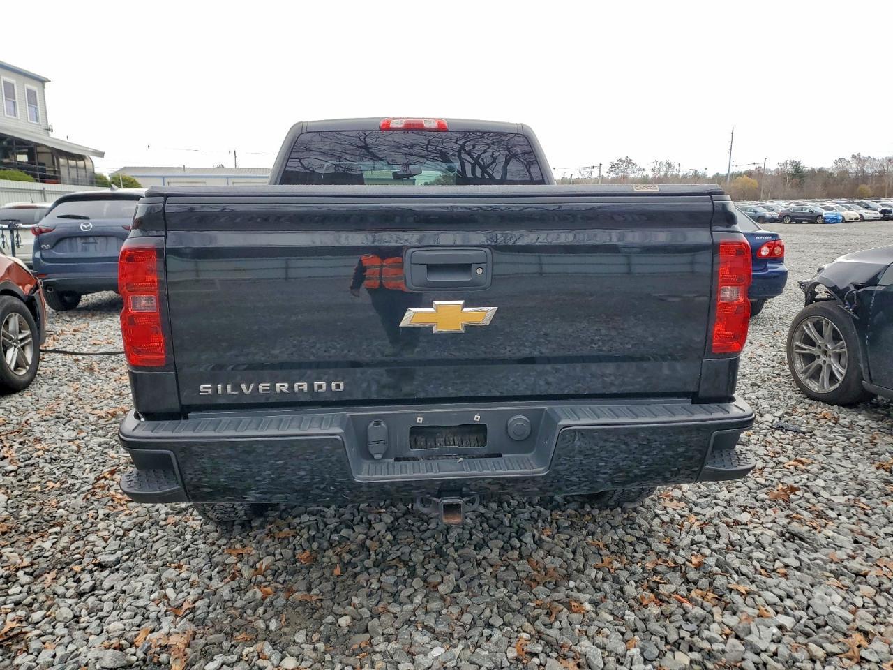 2016 Chevrolet Silverado K1500 Custom - Фото 6