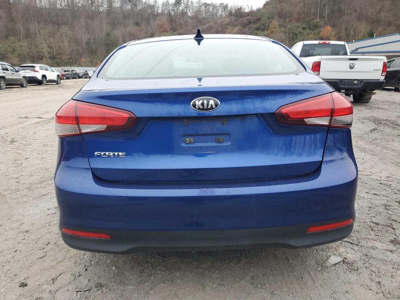 2017 Kia Forte Lx - Image 6