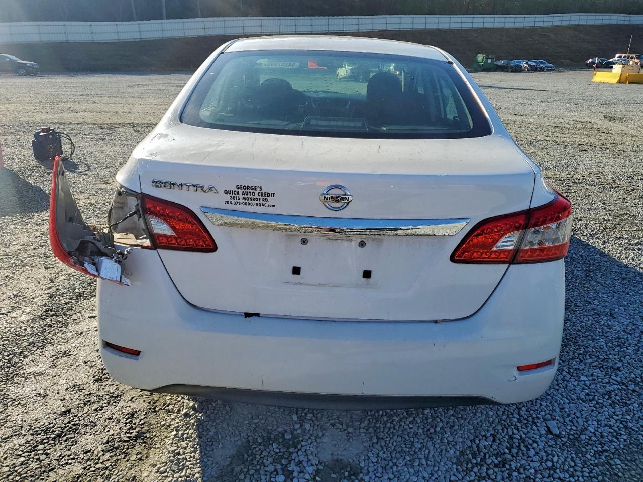 2015 Niss Sentra S - Фото 6
