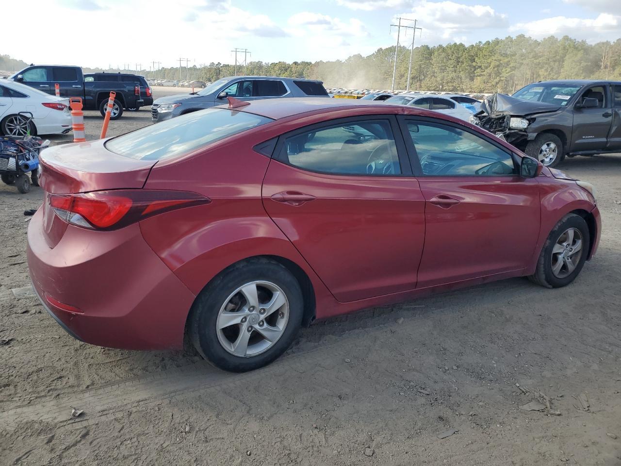 2014 Hyundai Elantra Se - Image 3