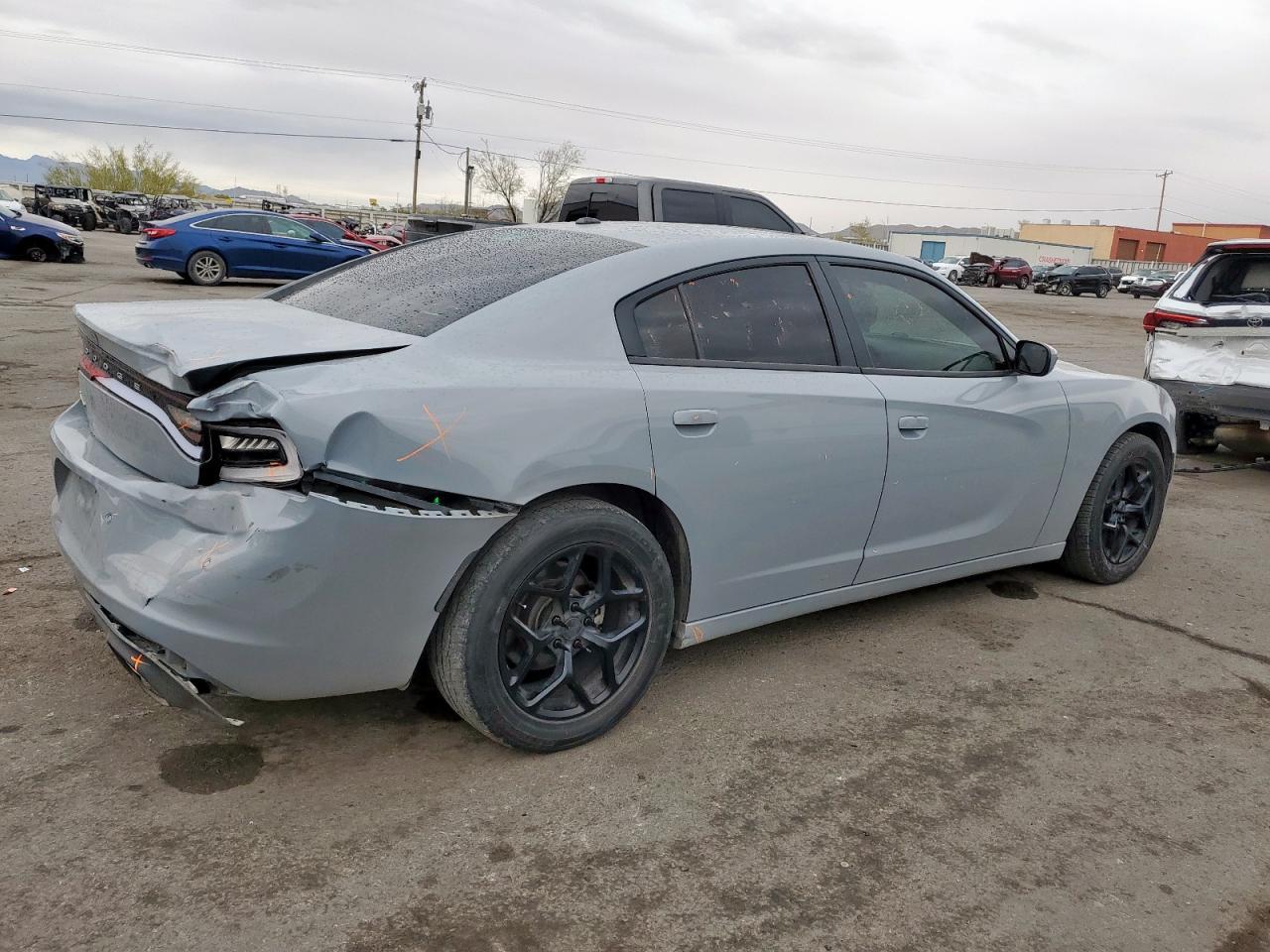 2022 Dodge Charger Sxt - Image 3