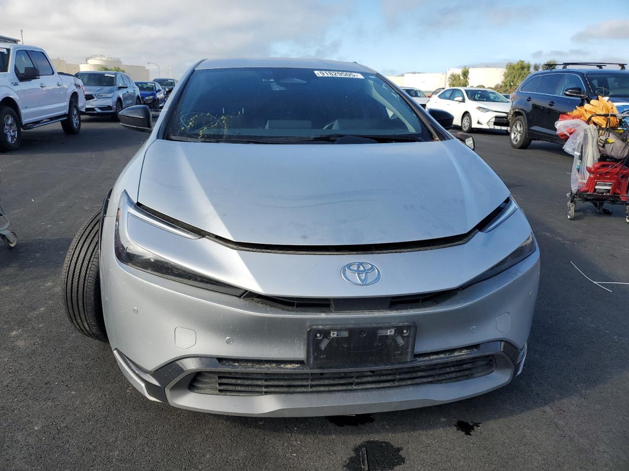 2024 Toyota Prius Le - Фото 5