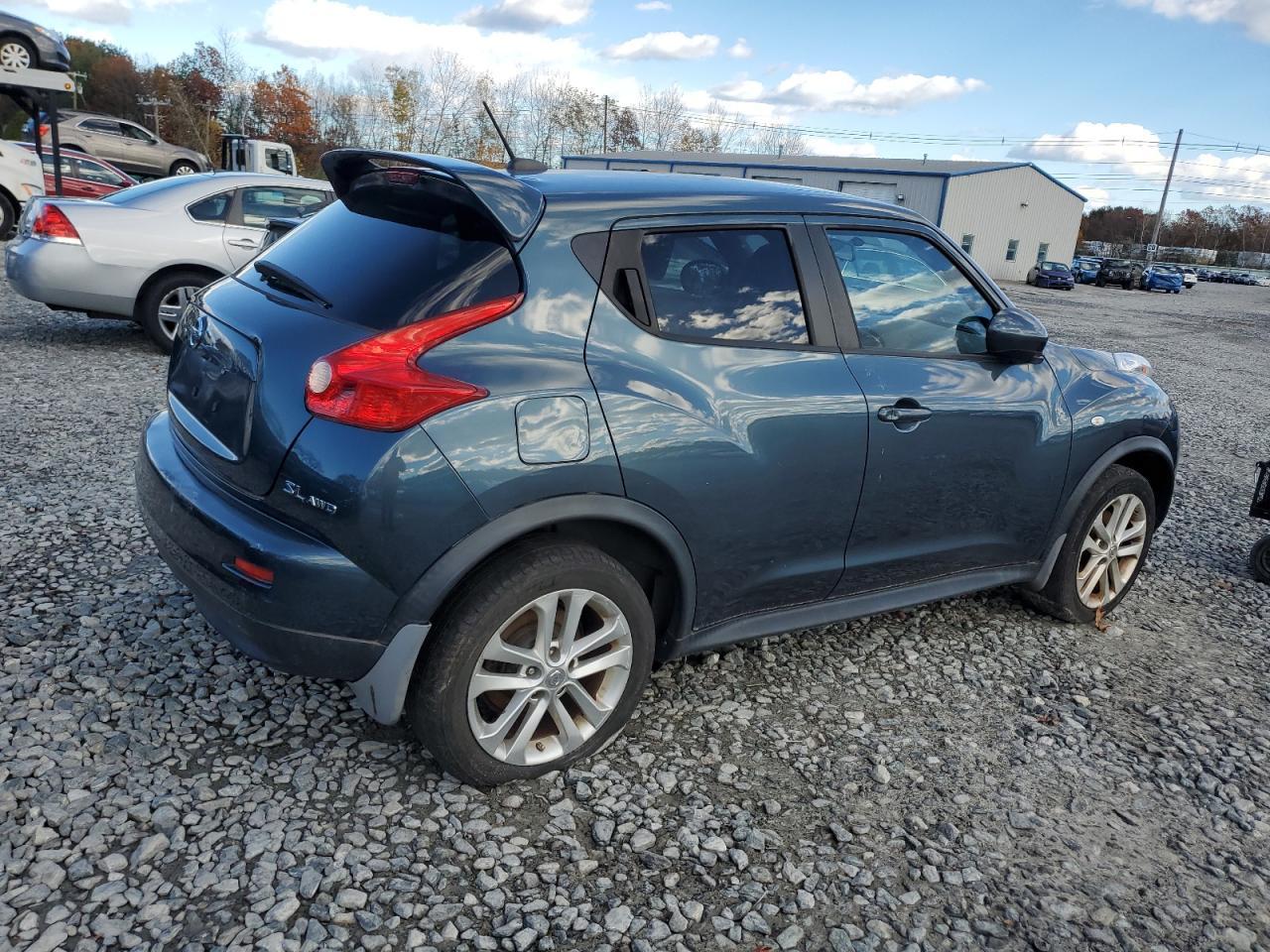 2011 Nissan Juke S - Фото 3