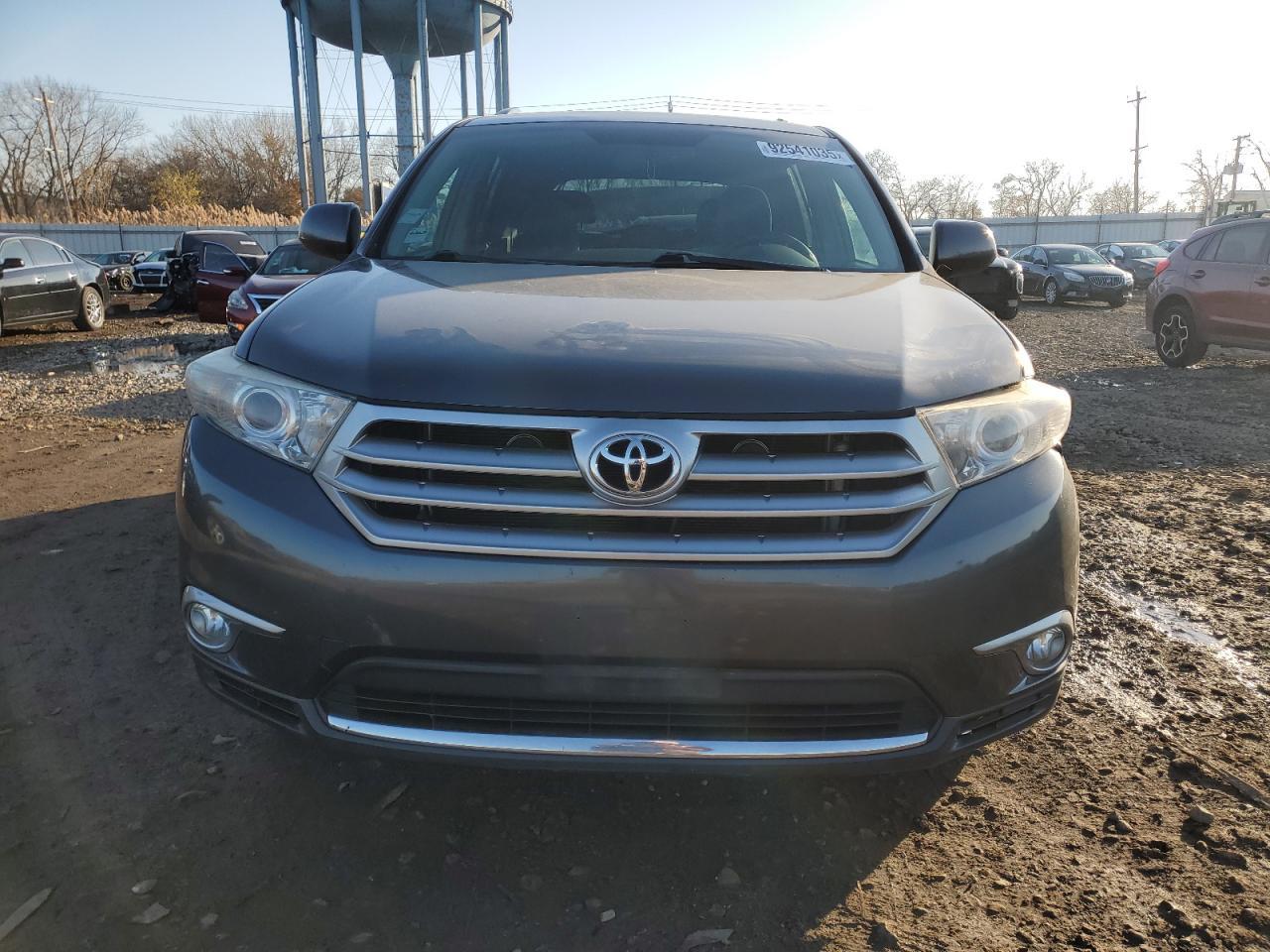 2013 Toyota Highlander Base - Фото 5