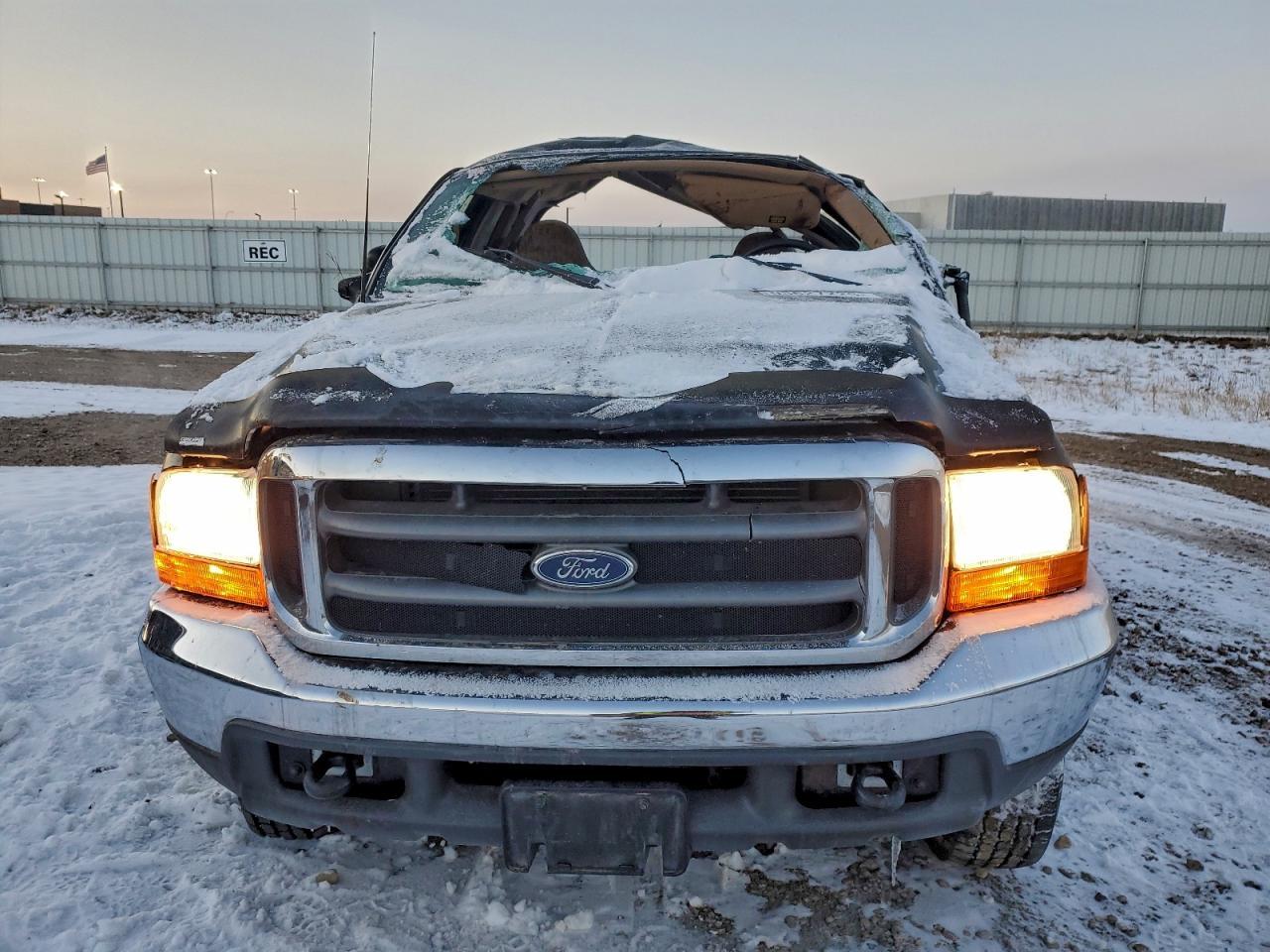 1999 Ford F250 Super Duty - Image 5