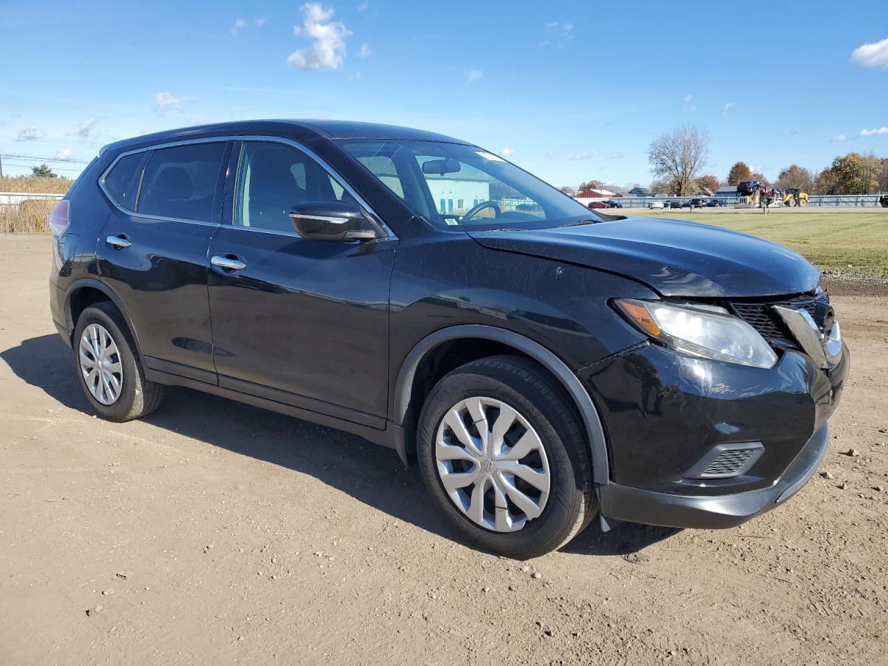 2015 Nissan Rogue S - Фото 4