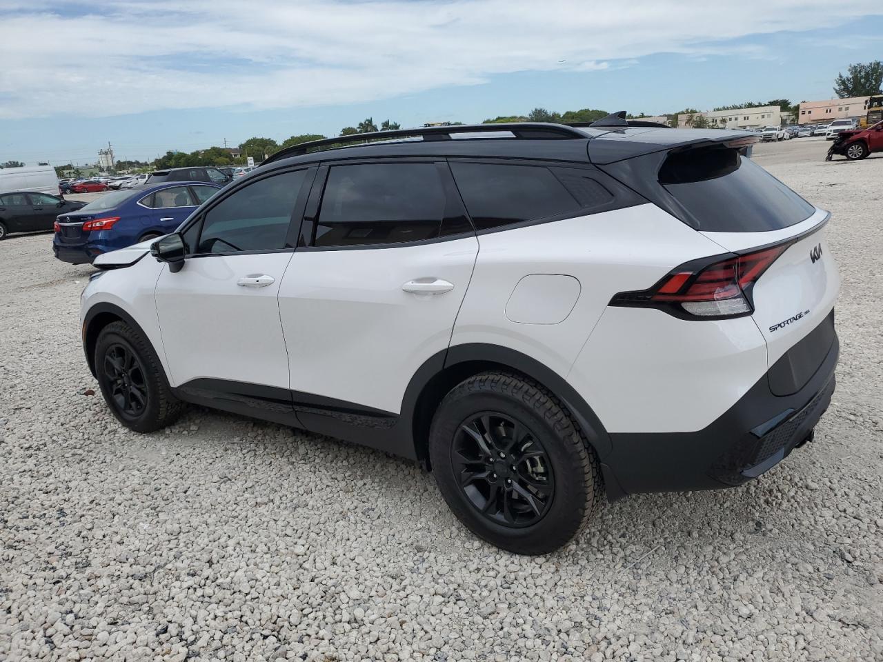 2025 Kia Sportage X-Pro Prestige - Фото 2