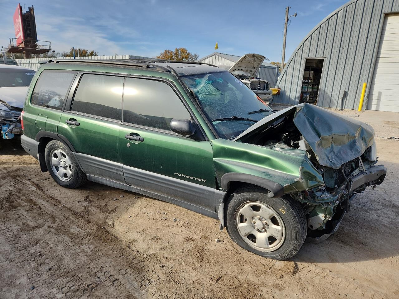 2002 Subaru Forester L - Фото 4