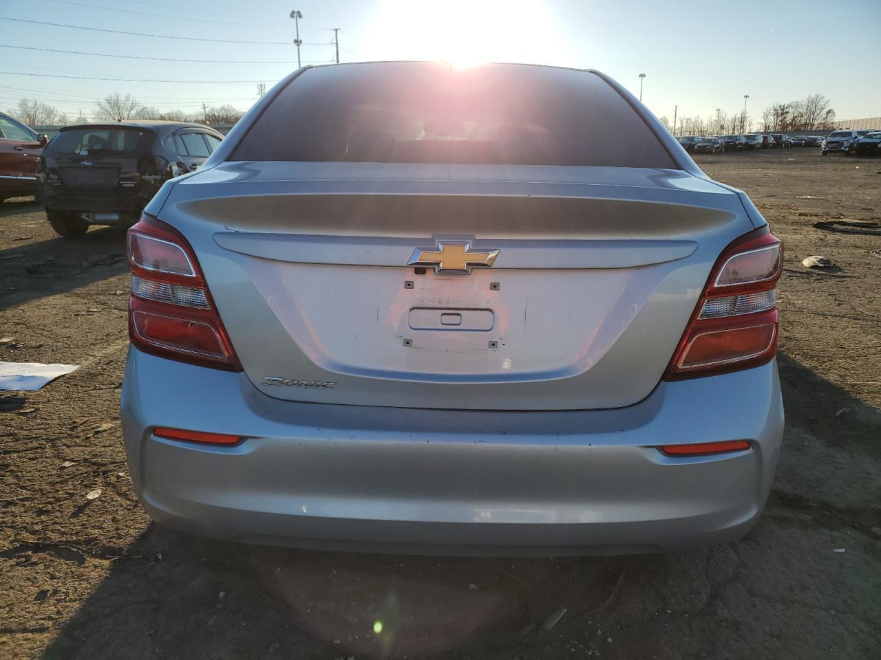 2020 Chevrolet Sonic Ls - Фото 6