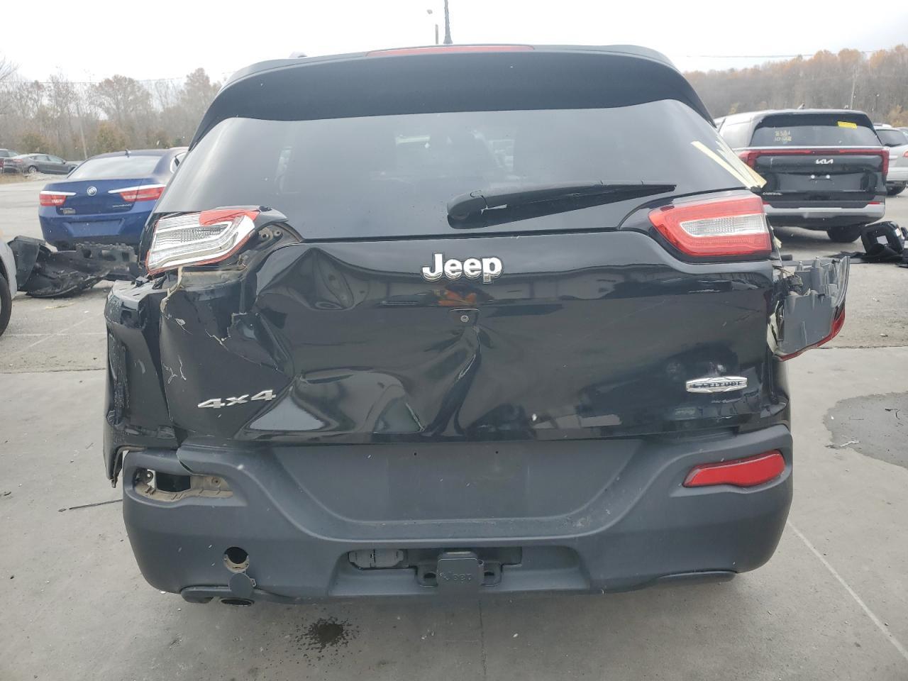 2018 Jeep Cherokee Latitude Plus - Фото 6