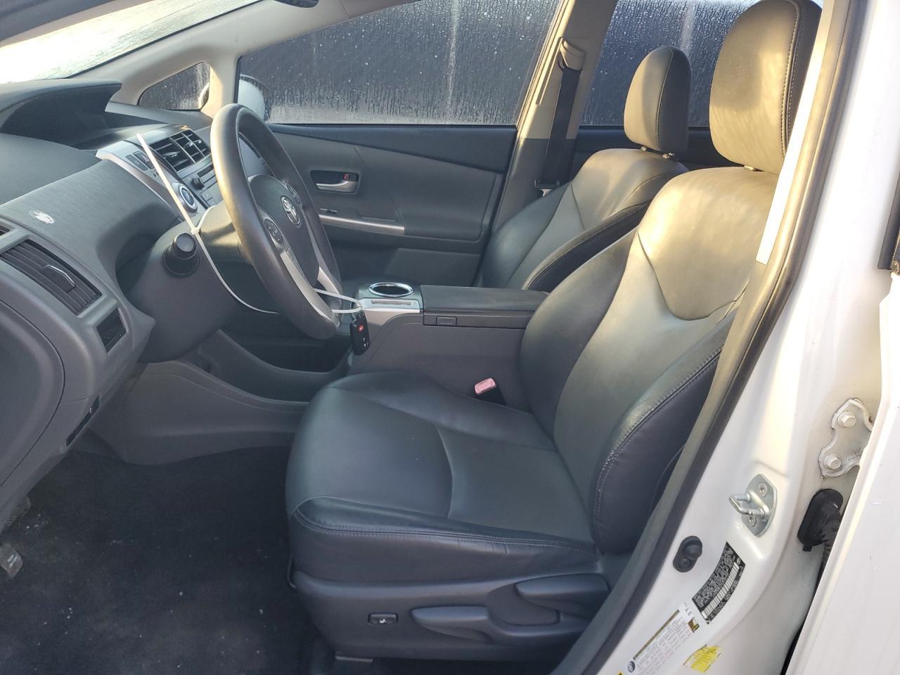 2012 Toyota Prius V - Фото 7