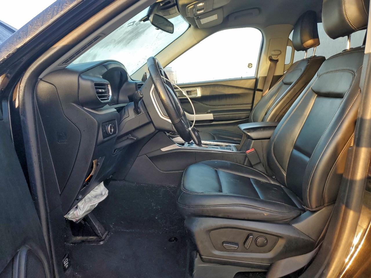 2023 Ford Explorer Xlt - Image 7