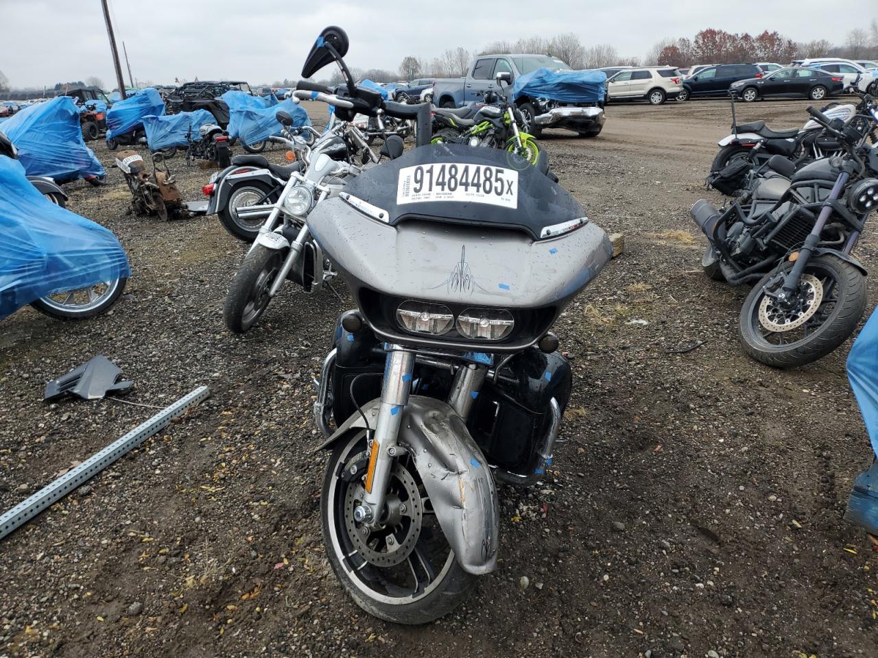 2017 Harley-Davidson Fltrx Road Glide - Фото 2