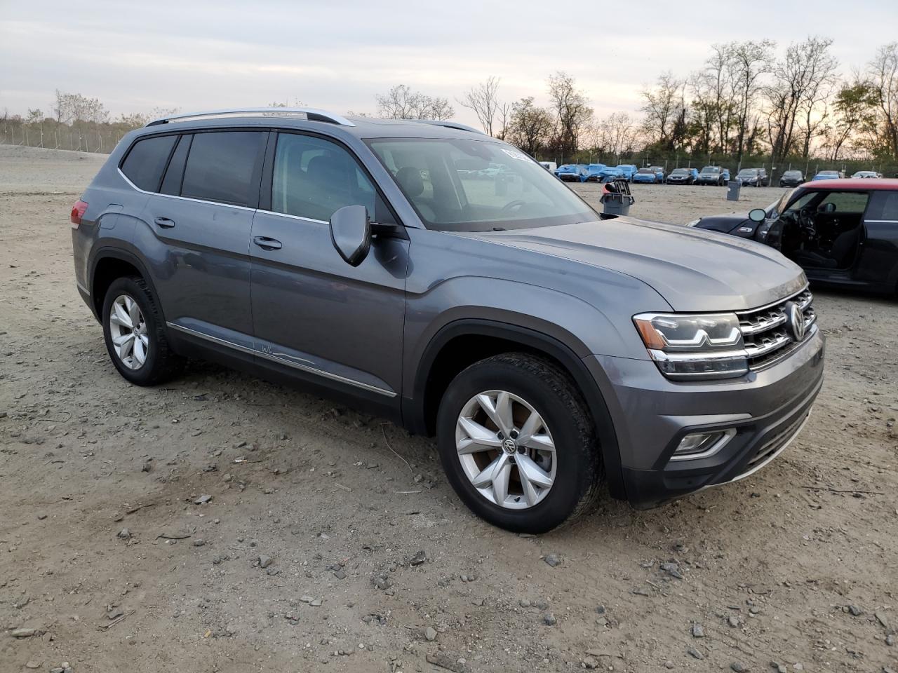 2018 Volkswagen Atlas Sel - Image 4