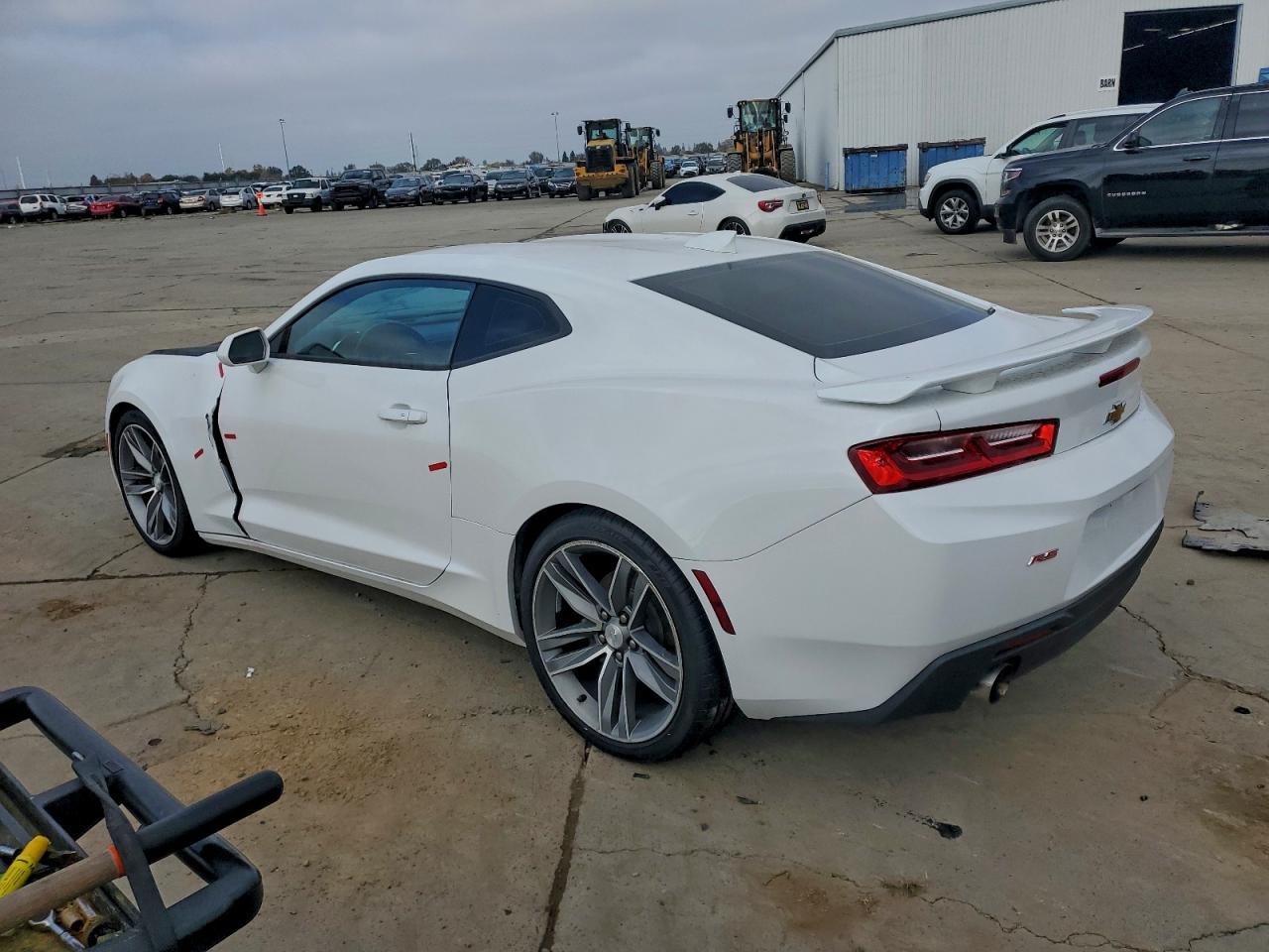 2018 Chev Camaro Lt - Фото 2