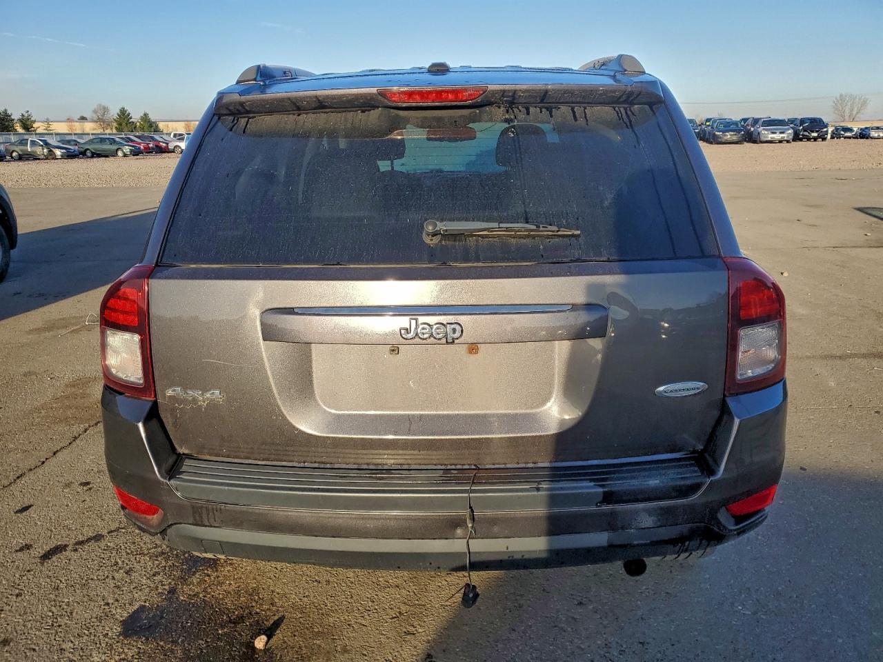 2017 Jeep Compass Latitude - Image 6