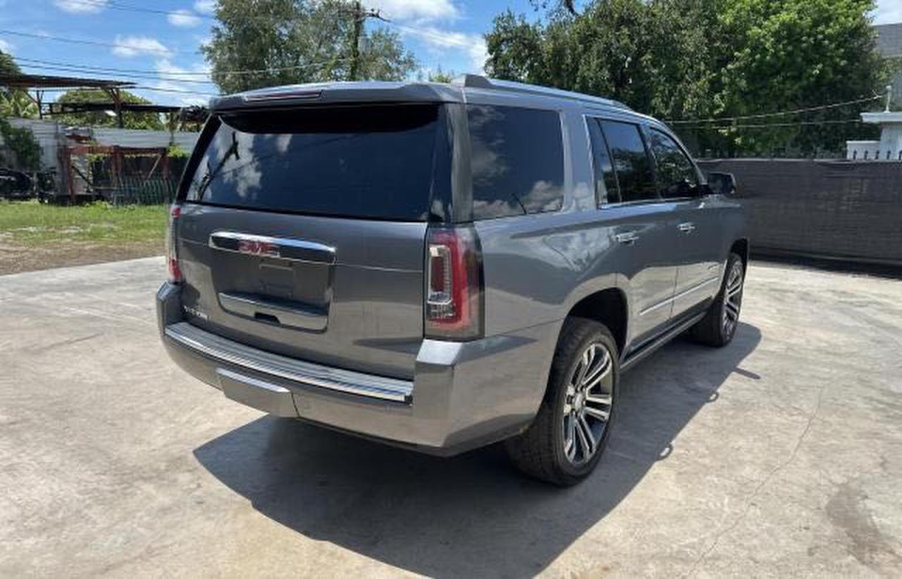 2019 GMC Yukon Denali - Фото 4