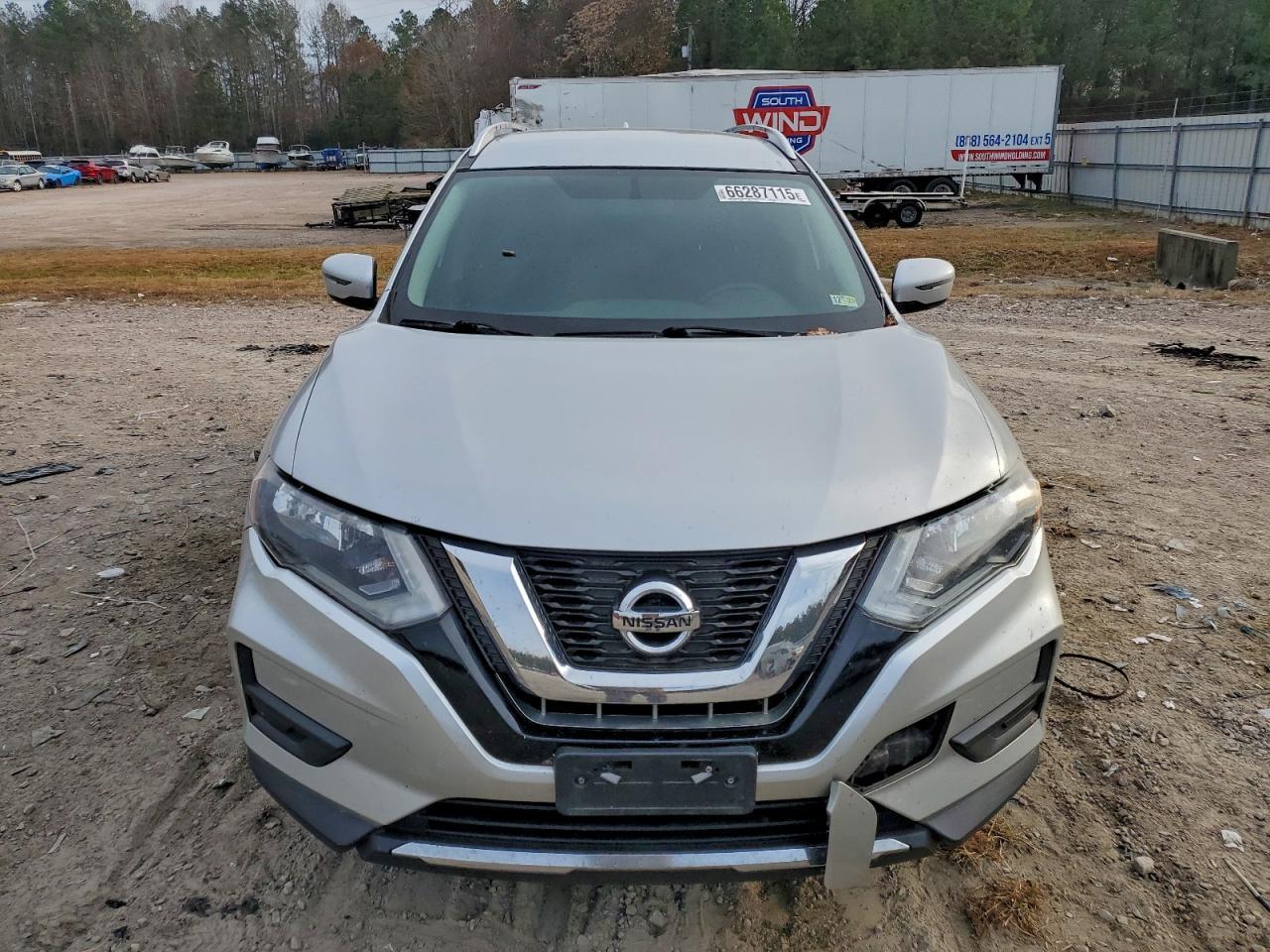 2017 Nissan Rogue S - Image 5