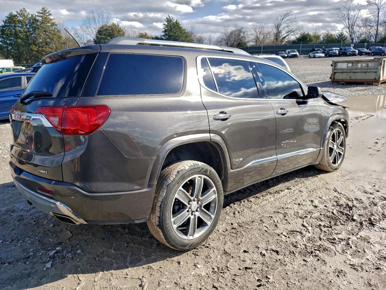 2019 GMC Acadia Denali - Фото 3