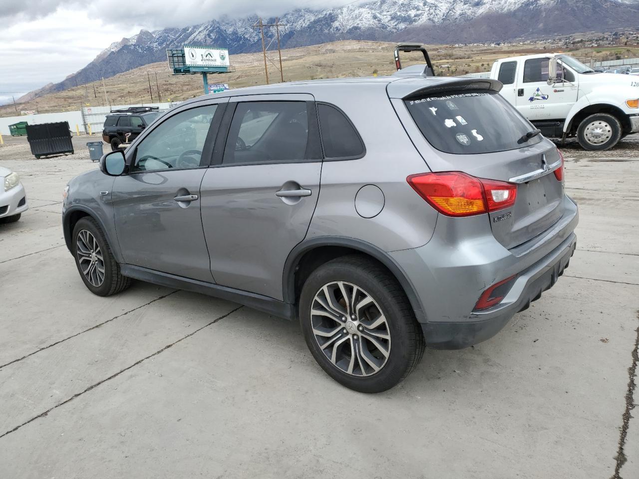 2019 Mitsubishi Outlander Sport Es - Image 2