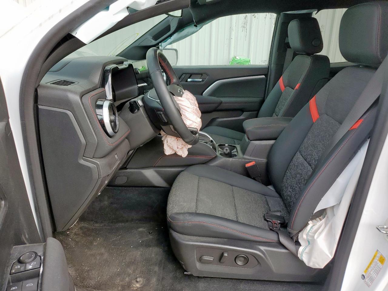 2023 Chevrolet Colorado Z71 - Фото 7