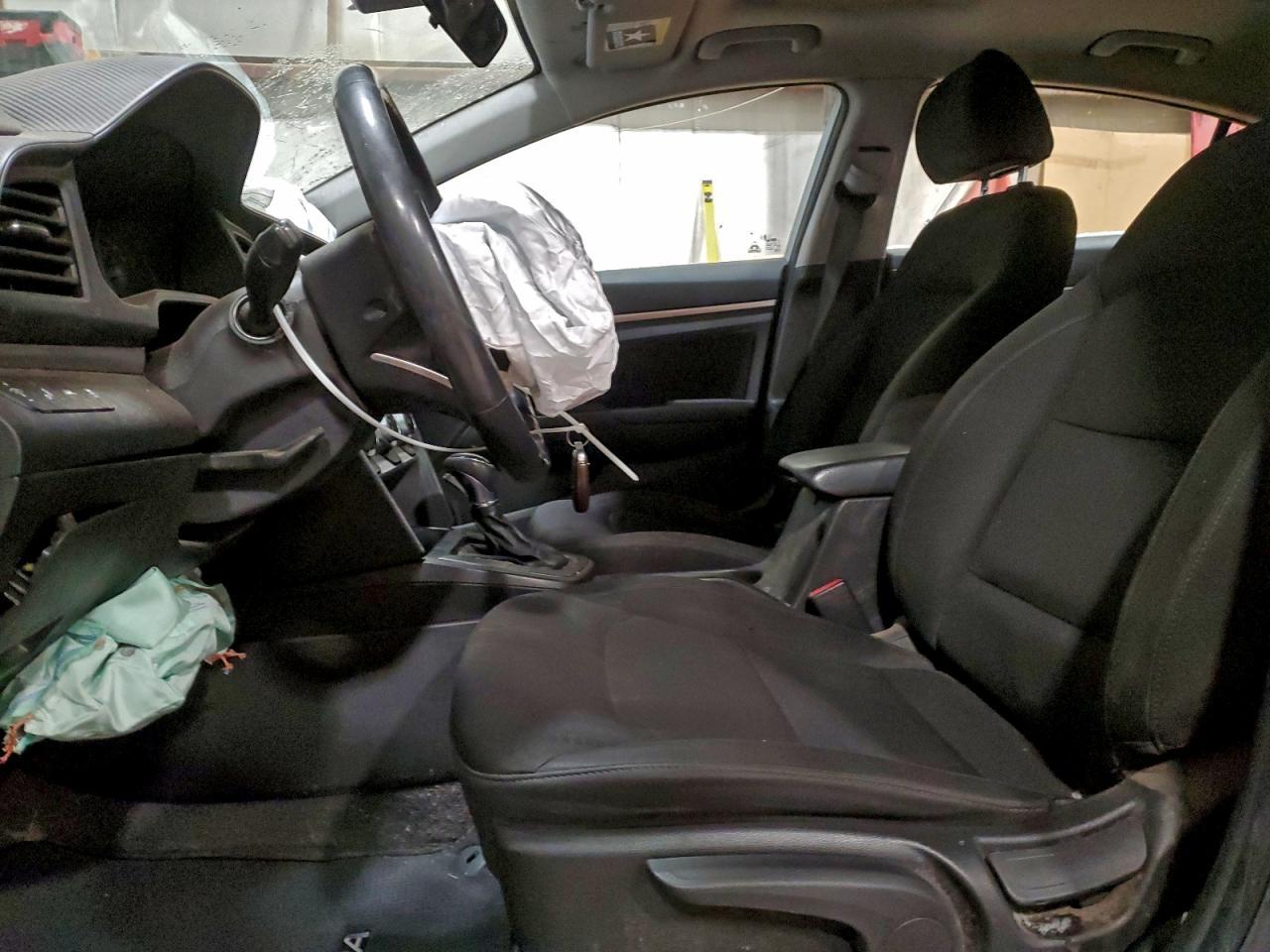 2020 Hyundai Elantra Sel - Фото 7