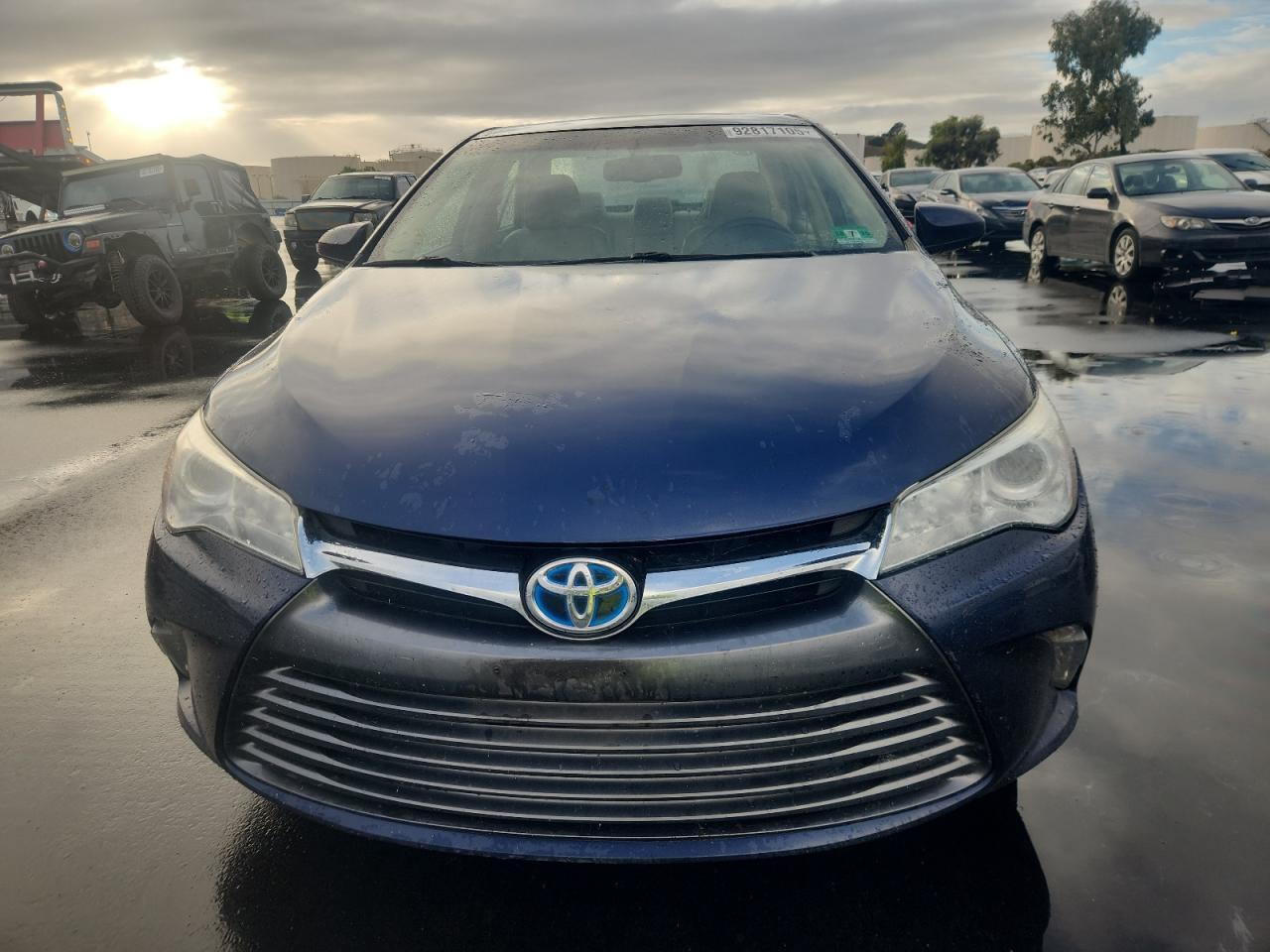 2015 Toyota Camry Hybrid - Фото 5