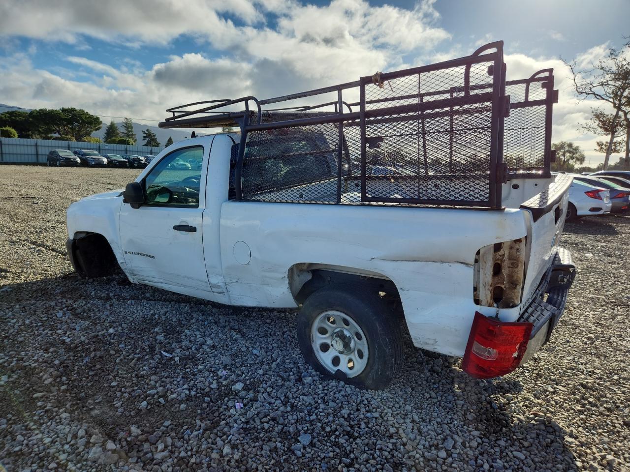 2008 Chevrolet Silverado C1500 - Image 2