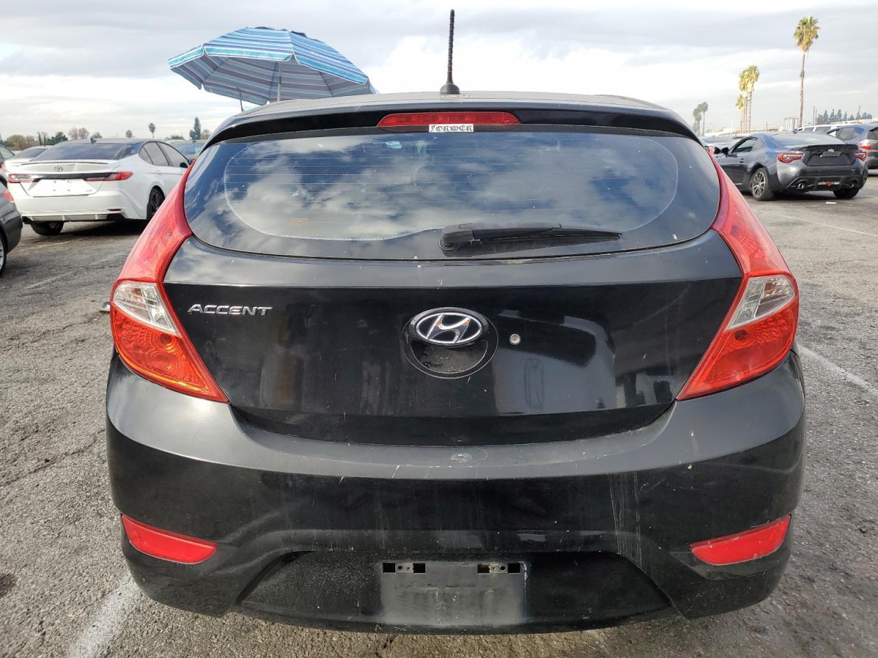 2012 Hyundai Accent Gls - Фото 6