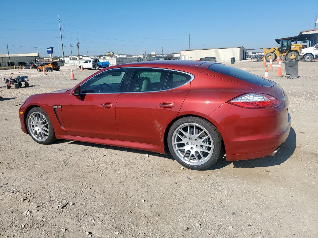 2011 Porsche Panamera S - Фото 2