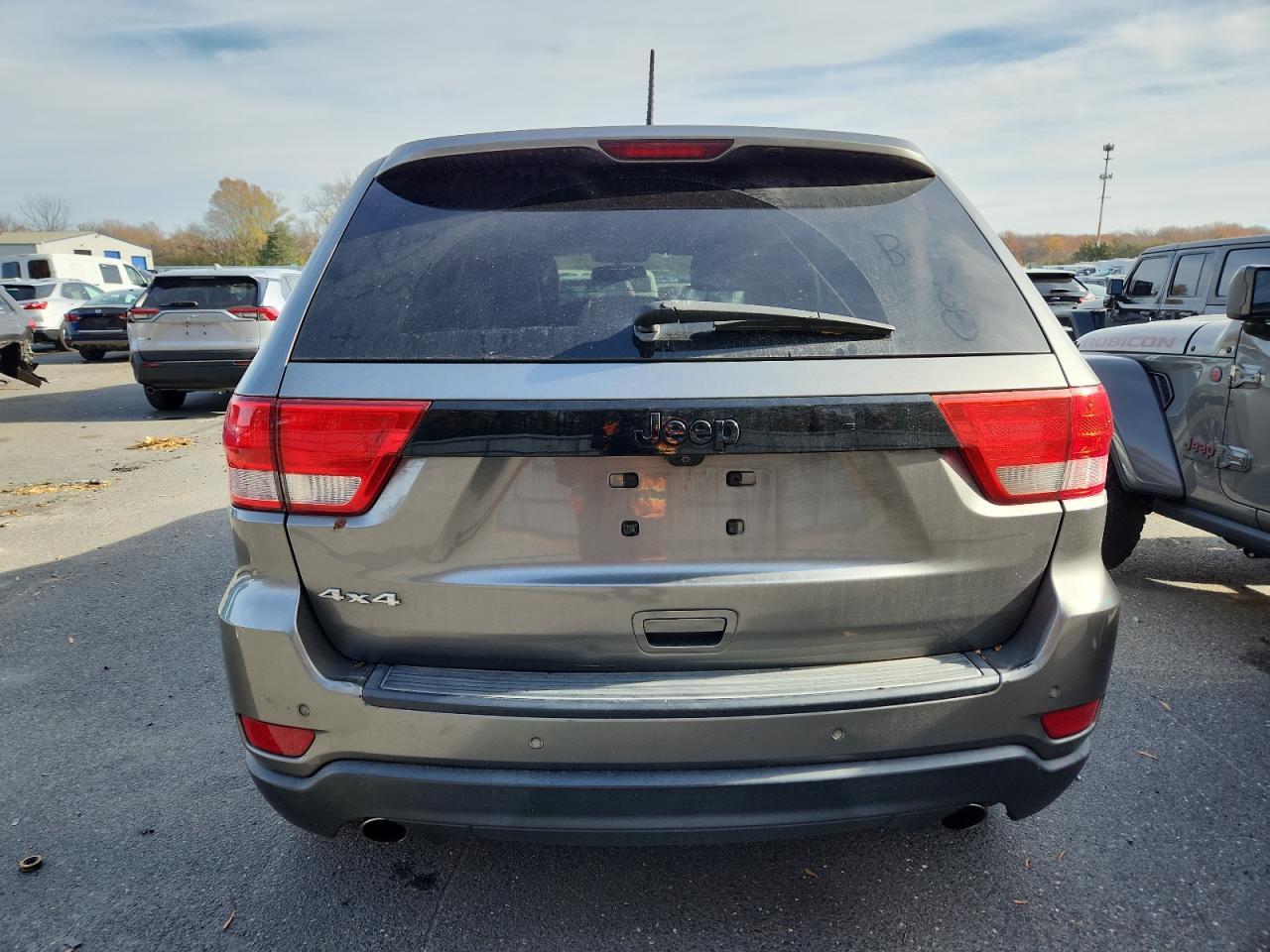 2013 Jeep Grand Cherokee Laredo - Image 6