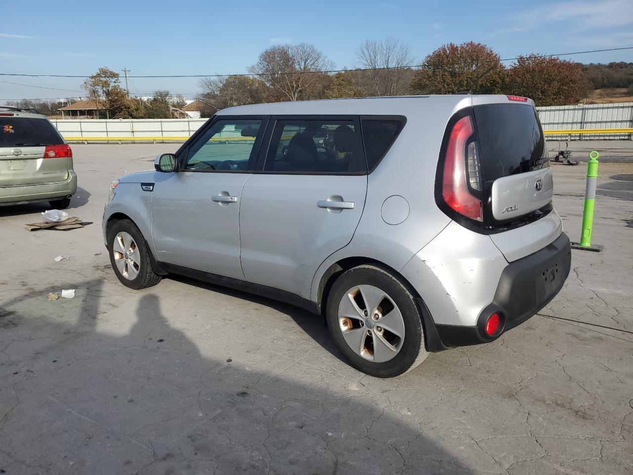 2016 Kia Soul - Image 2