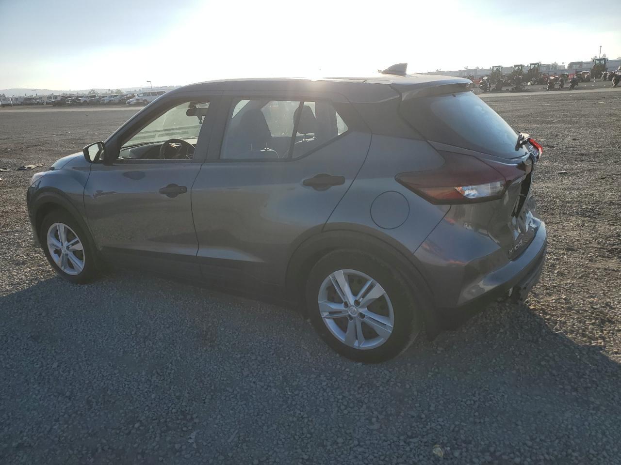 2022 Nissan Kicks S - Image 2