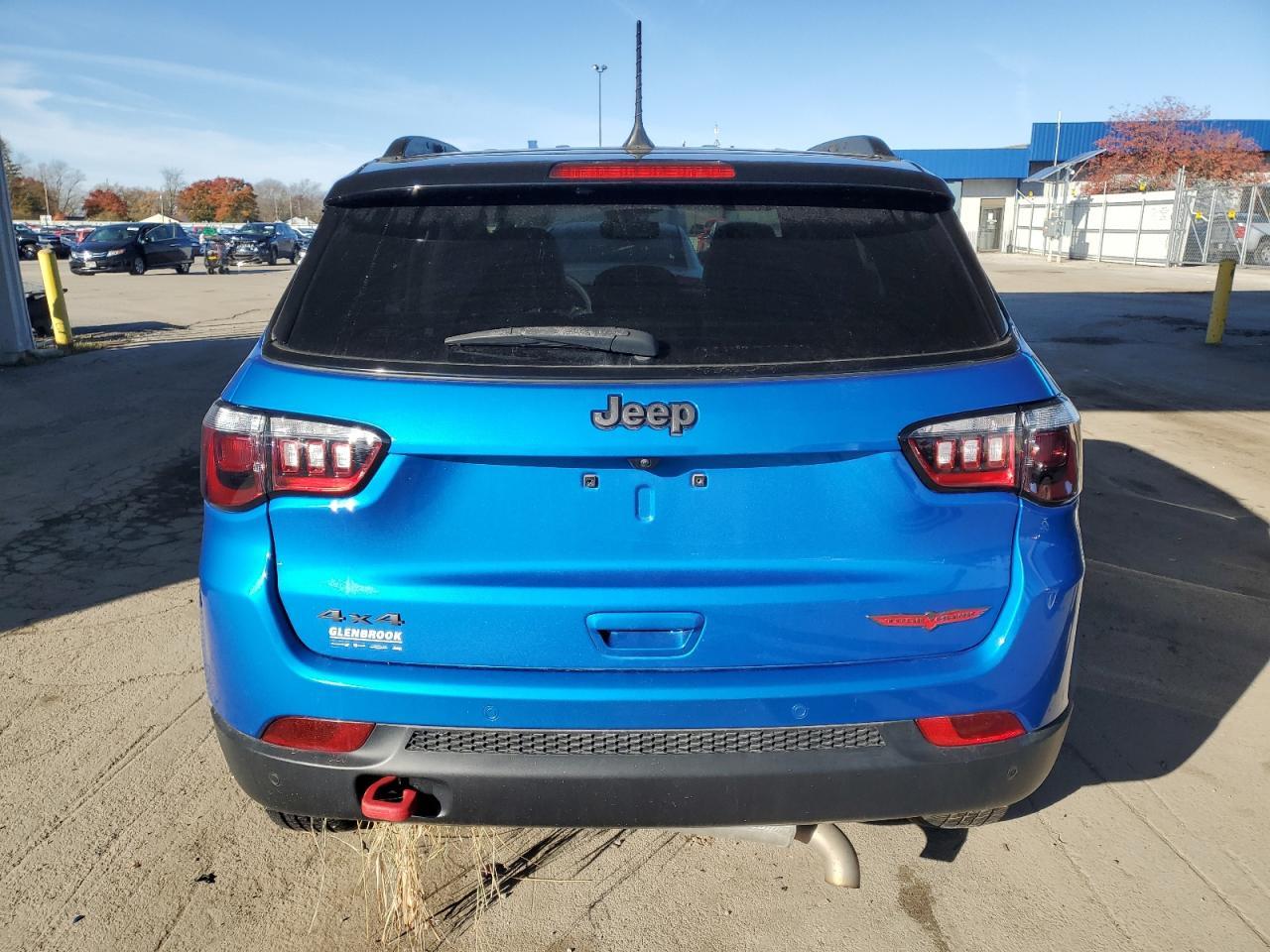 2023 Jeep Compass Trailhawk - Image 6