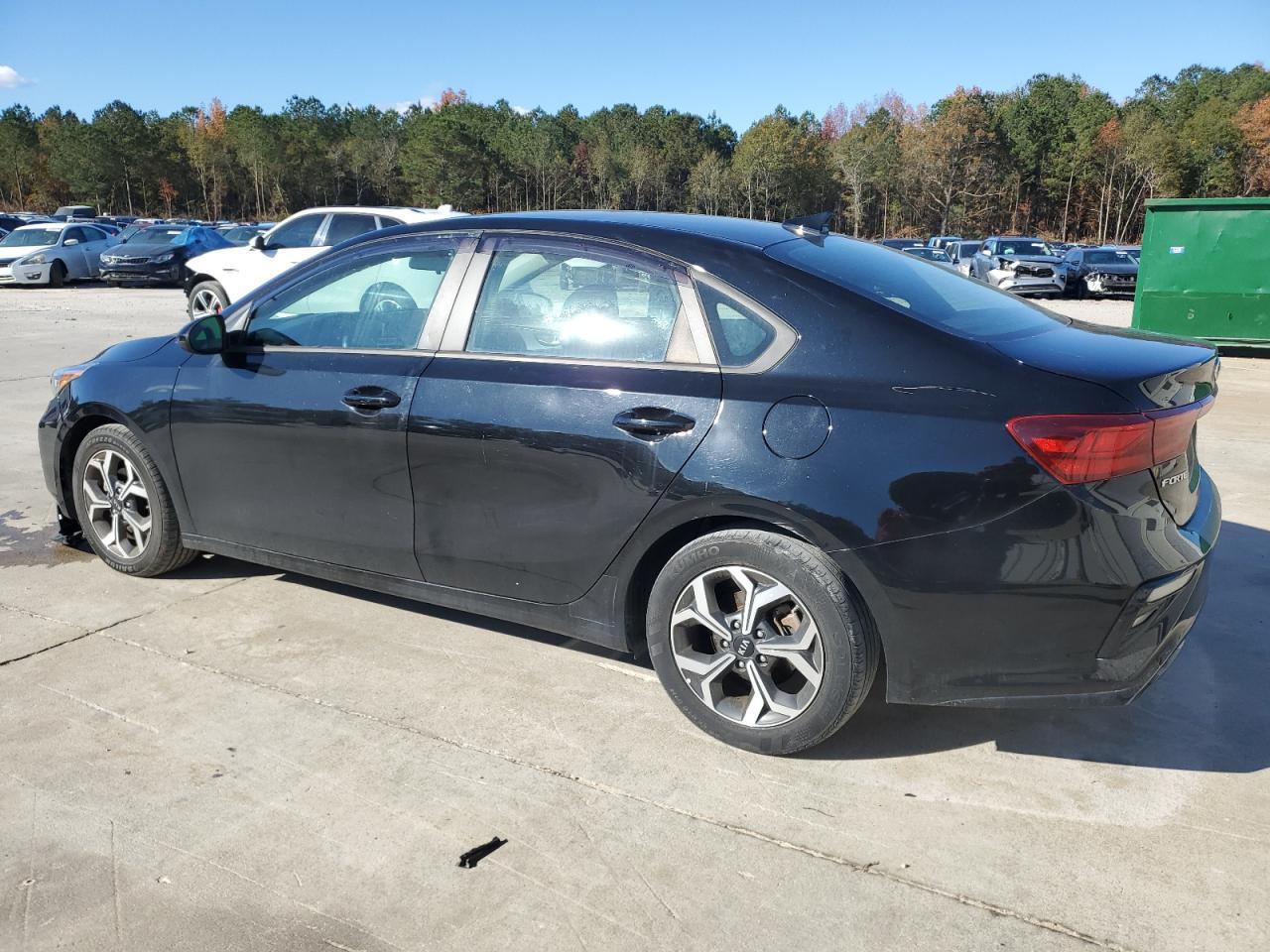 2021 Kia Forte Fe - Image 2