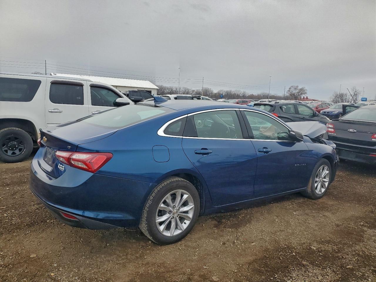 2019 Chevrolet Malibu Lt - Image 3