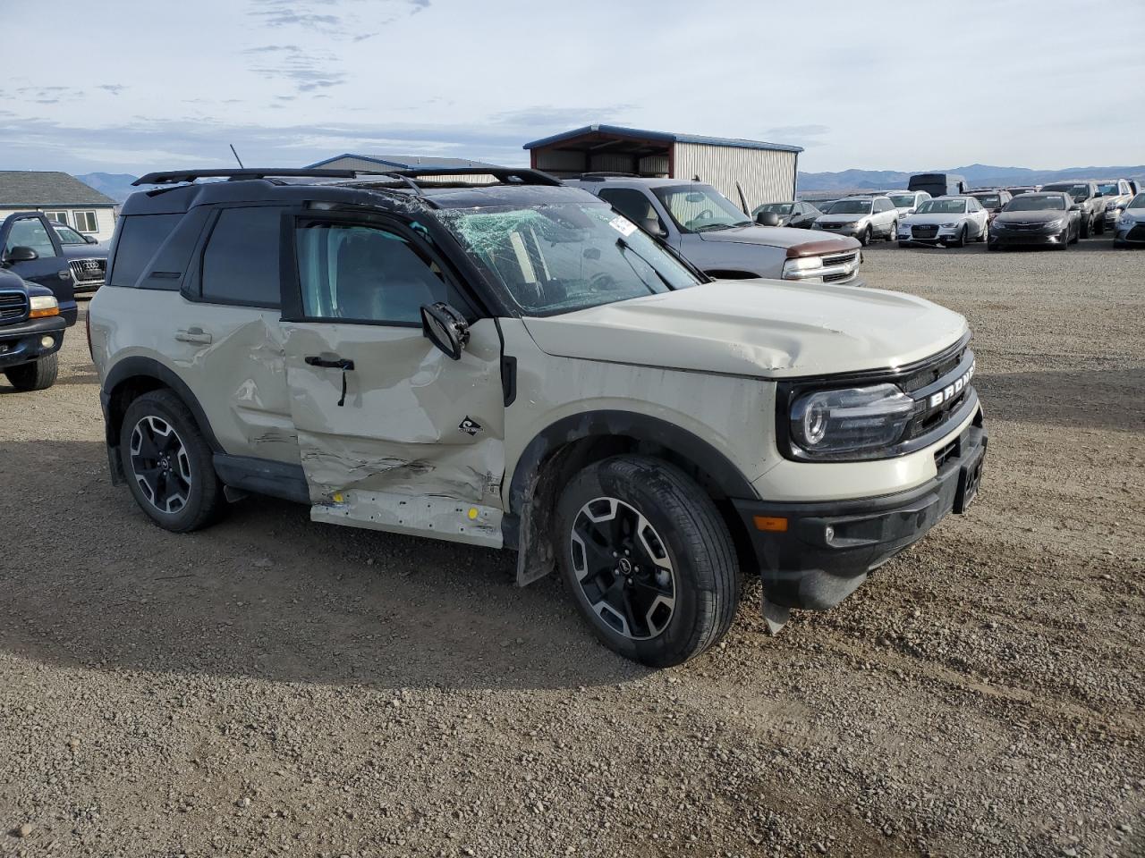 2024 Ford Bronco Sport Outer Banks - Image 4