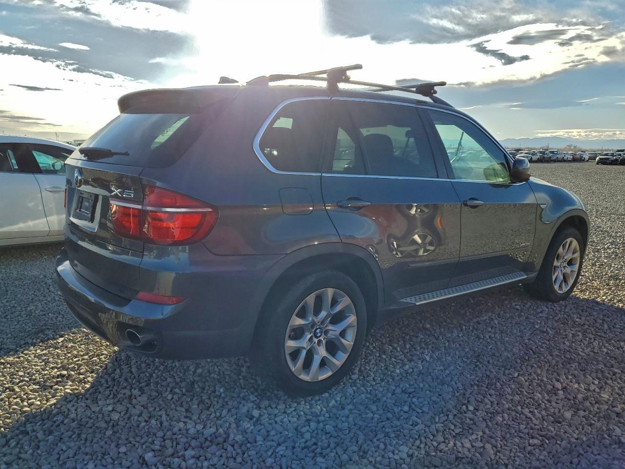 2013 BMW X5 xDrive35I - Фото 3